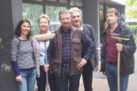 Valérie ROUGET (Ergothérapeuthe), Laurence MERCUZOT ( Infirmière), Bernard SAINT-LOUP (Psychologue à la retraite), Alain VASSEUR et Didier GASNIER (Cadre de santé à la Maison Matisse)