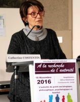 Catherine Costentin, enseigne la littérature en Khâgne, le français et la philosophie en classes préparatoires scientifiques à Paris,