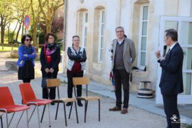Nathalie De Barros (cadre de santé), Christine Jacquinot (Secrétaire générale de la Direction des Affaires Générales), Géraldine Ramac (ASHQ), Dr Pierre Besse(Chef du Pôle C de psychiatrie de l’enfant et de l’adolescent) et Vincent Dancourt (Maire de Genlis)