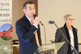 François MARTIN, directeur du CHLC Dijon et le Dr Gérard MILLERET, président de la CME du CHLC Dijon