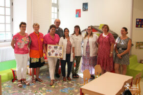 Chantale NORMAND, ancienne présidente de l'antenne, Evelyne, bénévole de l'association, Eléonore MEYER, présidente de l'antenne de Dijon de l'association Les Blouses Roses, et Alain bénévole. Carine BERTRAND, infirmière, Aurélie MEUNIER, infirmière, Anaïs LEBAILLIF-LAURENT, éducatrice spécialisée, Cécile YEH, cadre de santé et Dr Maud FAVIER, pédopsychiatre de l'USPP