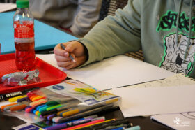 Deux matinées placées sous le signe de l’expression. Atelier Graffiti à la cafétéria du CHLC