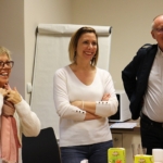 Jeanne Di Loreto-Mouna (Cadre Supérieur de Santé du Pôle C), Carine Caillo-Bernard (AMA du pôle C) et Jean-Claude Petot (musicothérapeute)
