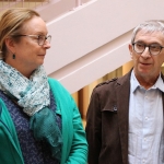 Vernissage de l’exposition « Les résidents et Peyo » Michèle Bichon, directrice de la Direction des Soins Infirmiers, de rééducation et médico-tehcnique (DSIRMT), Dr Gérard Milleret, président de la CME,