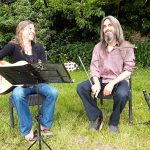 Alexandra David (guitare classique) et Thomas Jacquot (scie musicale) Alexandra David (guitare classique) et Thomas Jacquot (scie musicale)