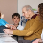 Les poupées empathiques des « Vergers de La Chartreuse » du CHLC Sandrine Bougenot, Aldo et Pauline Fevre
