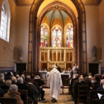 Messe de Monseigneur Roland MINNERATH, Archevêque de Dijon, la Chapelle de la Chartreuse de Champmol restaurée