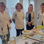 Anne Chazelle, cadre de santé, Sylvie Walch, diététicienne, représentante Nutrisens et Julie Chartier, diététicienne - Une Semaine de Sensibilisation à la Nutrition au Centre Hospitalier La Chartreuse Anne Chazelle, cadre de santé, Sylvie Walch, diététicienne, représentante Nutrisens et Julie Chartier, diététicienne - Une Semaine de Sensibilisation à la Nutrition au Centre Hospitalier La Chartreuse