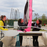 Naviguer vers l'Équilibre : La Voile au Cœur du Parcours Thérapeutique des Adolescents Naviguer vers l'Équilibre : La Voile au Cœur du Parcours Thérapeutique des Adolescents