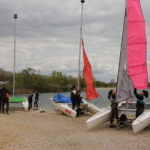 Naviguer vers l'Équilibre : La Voile au Cœur du Parcours Thérapeutique des Adolescents Naviguer vers l'Équilibre : La Voile au Cœur du Parcours Thérapeutique des Adolescents