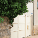 Entrée de la maison communautaire, 81 rue Faubourg Raines
à Dijon Entrée de la maison communautaire, 81 rue Faubourg Raines à Dijon