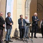 Dr Pierre BESSE, président de la CME, François MARTIN, Directeur du CHLC, Jean-Louis LAVILLE, délégué UNAFAM Côte d'Or et Bourgogne Franche-Comté, Brigitte DELPHIS, Vice-Présidente Unafam, Jean-Jacques COIPLET, Directeur Général de l'ARS Bourgogne Franche-Comté et Aline GUIBELIN, déléguée départementale ARS BFC Dr Pierre BESSE, président de la CME, François MARTIN, Directeur du CHLC, Jean-Louis LAVILLE, délégué UNAFAM Côte d'Or et Bourgogne Franche-Comté, Brigitte DELPHIS, Vice-Présidente Unafam, Jean-Jacques COIPLET, Directeur Général de l'ARS Bourgogne Franche-Comté et Aline GUIBELIN, déléguée départementale ARS BFC