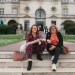 Trophée de l'expérience patient à Paris - Florence DIDIERJEAN et Paula NUNES, pair-aidantes au Centre Référent de Réhabilitation Psychosociale (C2RB) - Caf&doc' - Pair aidance et rétablissement