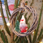 Le sapin de la cafétéria a été décoré le 9 décembre. Le sapin de la cafétéria a été décoré le 9 décembre.