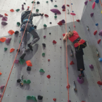 Les adolescents apprécient profondément cette activité, qui leur offre une nouvelle manière de se découvrir, de se surpasser et de reconstruire leur estime de soi. Les adolescents apprécient profondément cette activité, qui leur offre une nouvelle manière de se découvrir, de se surpasser et de reconstruire leur estime de soi.