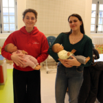 Agathe CHABAL, trésorière et Clara CHARNAY, vice-présidente partenariat à ANEMONE Agathe CHABAL, trésorière et Clara CHARNAY, vice-présidente partenariat à ANEMONE
