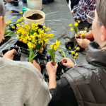 Rencontres intergénérationnelles entre le collège Henry Dunant et l’EHPAD Les Vergers du CH La Chartreuse Rencontres intergénérationnelles entre le collège Henry Dunant et l’EHPAD Les Vergers du CH La Chartreuse