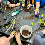 Rencontres intergénérationnelles entre le collège Henry Dunant et l’EHPAD Les Vergers du CH La Chartreuse Rencontres intergénérationnelles entre le collège Henry Dunant et l’EHPAD Les Vergers du CH La Chartreuse