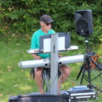 Fête de la Musique à l'ombre des platanes avec le groupe Flyin Pen Fête de la Musique à l'ombre des platanes avec le groupe Flyin Pen