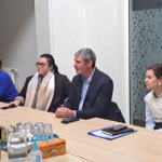 M. Bertrand HURELLE était accompagné de Florie RAFFE, adjointe au chef du département Pilotage et Régulation de l’Offre Sanitaire, et de Ryma ABED, chargée de mission hospitalier sur le territoire de la Côte-d’Or. M. Bertrand HURELLE était accompagné de Florie RAFFE, adjointe au chef du département Pilotage et Régulation de l’Offre Sanitaire, et de Ryma ABED, chargée de mission hospitalier sur le territoire de la Côte-d’Or.