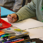 Deux matinées placées sous le signe de l’expression. Atelier Graffiti à la cafétéria du CHLC Deux matinées placées sous le signe de l’expression. Atelier Graffiti à la cafétéria du CHLC