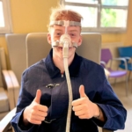 Essai d'appareil contre l'apnée du sommeil. Essai d'appareil contre l'apnée du sommeil.