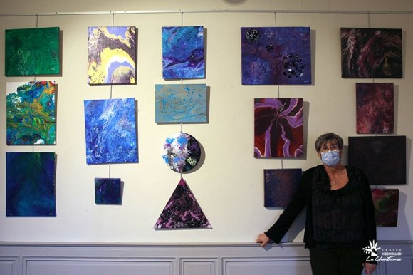 VKL : une employée expose ses peintures à l’Hostellerie
